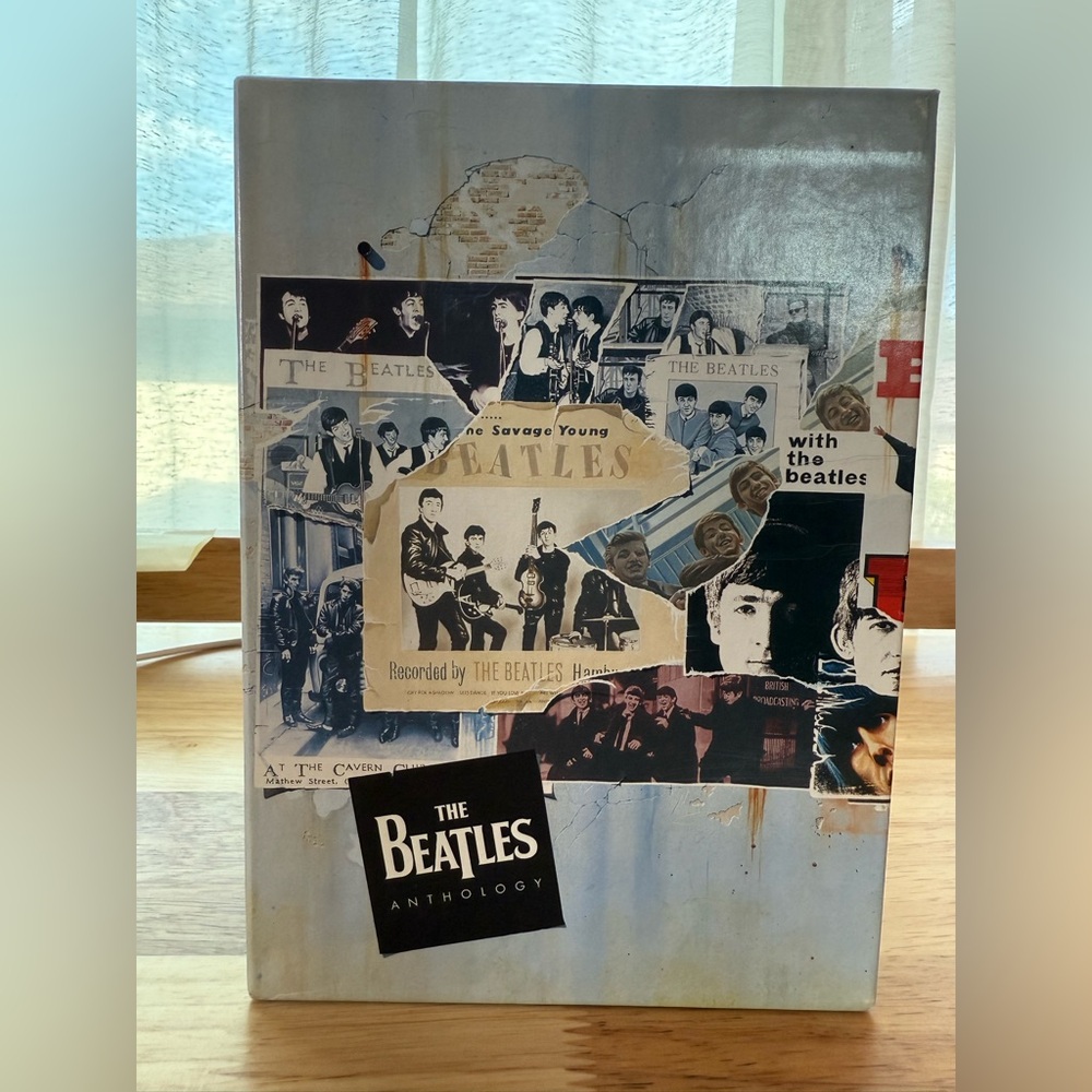 The Beatles Anthology DVD Set (2003)– Complete 5-DVD Collection with Features